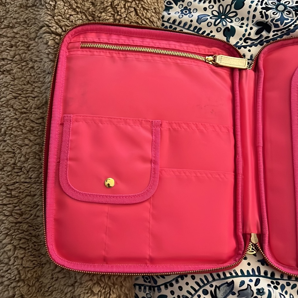 Lilly Pulitzer Computer Case - Picture 3 of 6